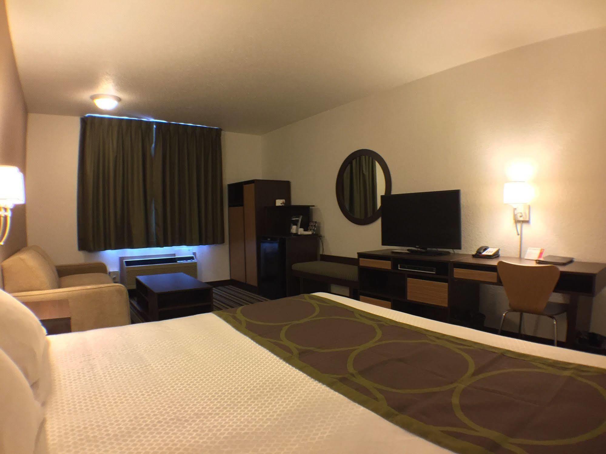 Hotel Super 8 By Wyndham Kenora Extérieur photo