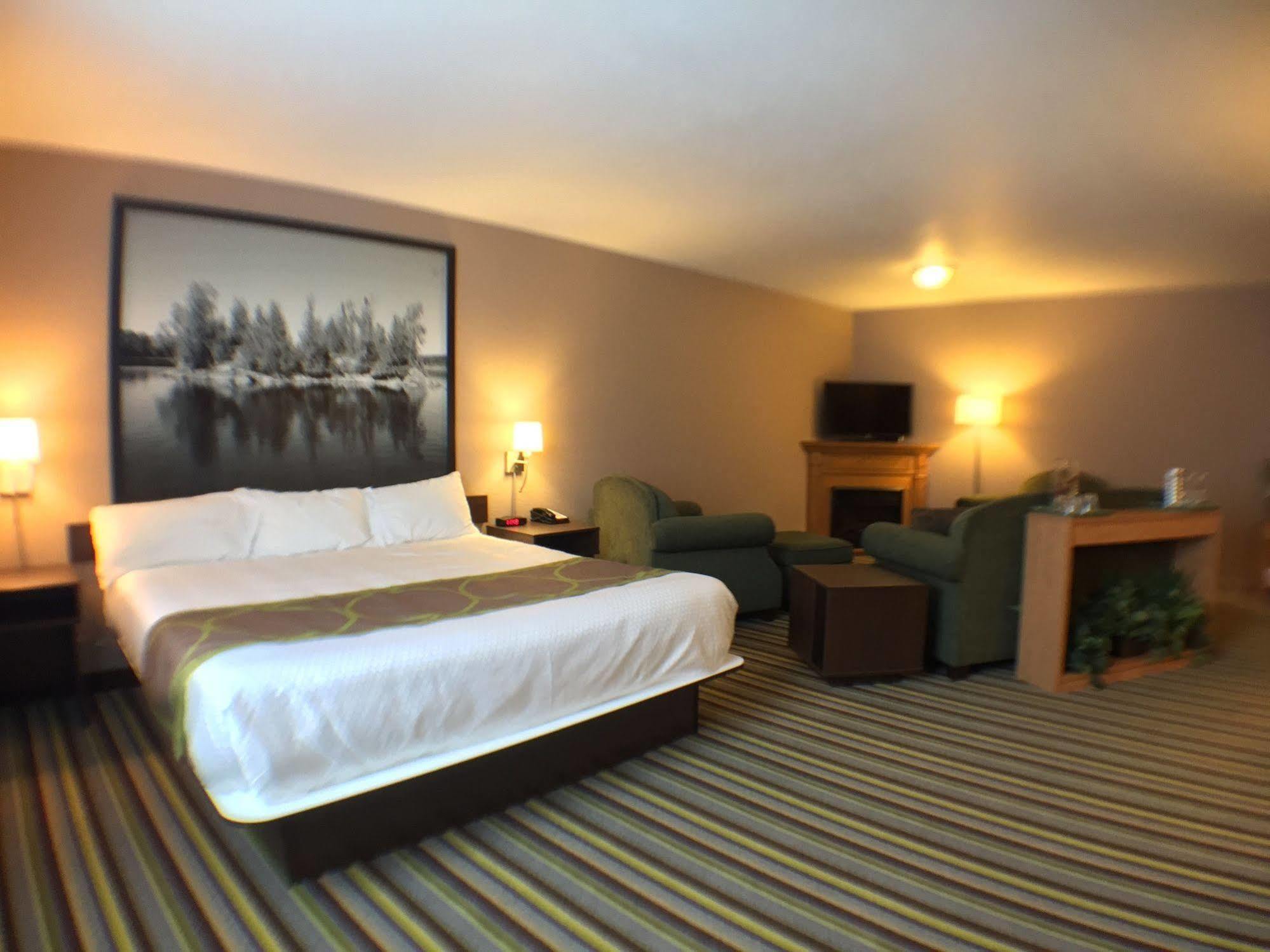 Hotel Super 8 By Wyndham Kenora Extérieur photo